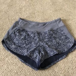 NWOT Outdoor Voices Small Hudson Running Shorts